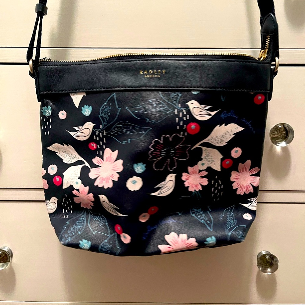 Radley London Printed crossbody bag GUC